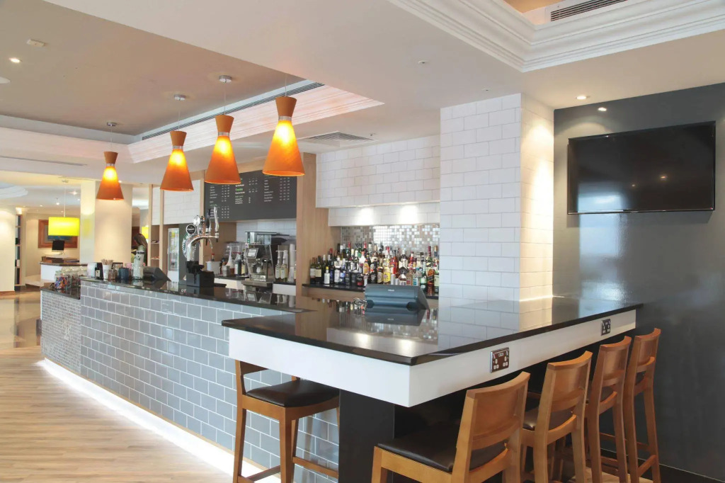 B&B HOTEL London Heathrow