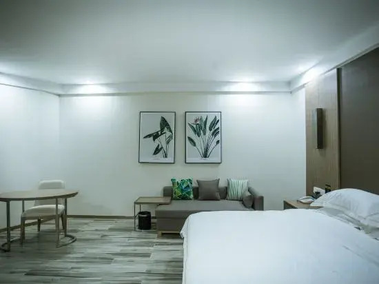 Sea Cadence Hotel