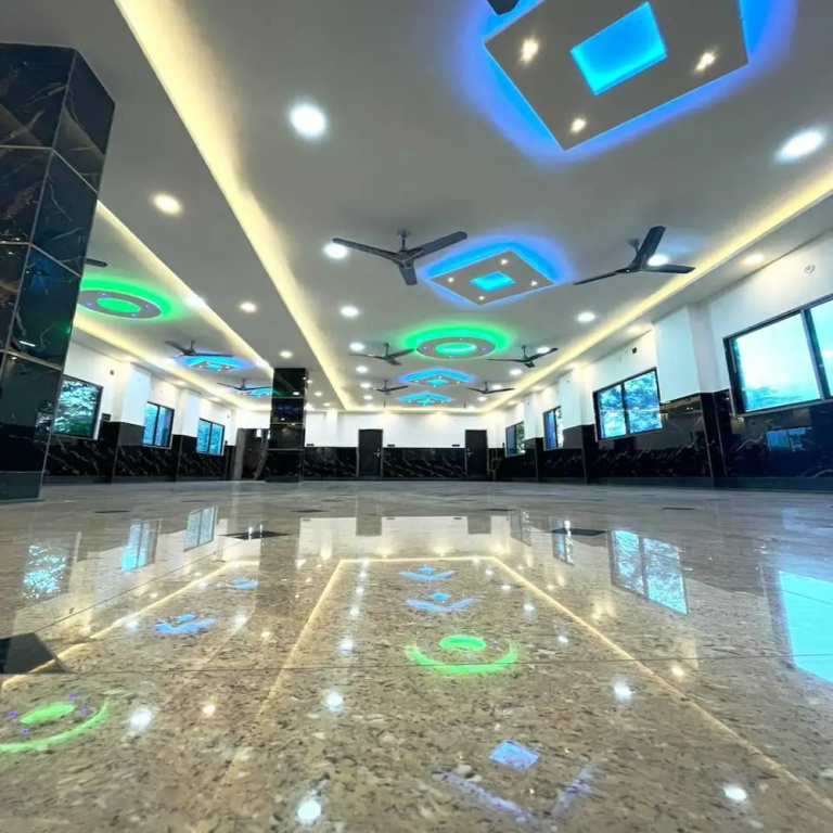 Hotel Diamond Inn