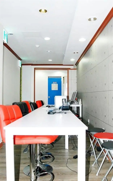 Amuse Guest House - Hostel
