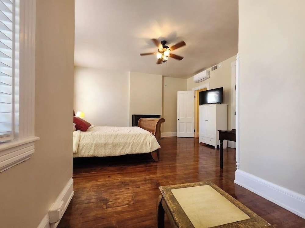 Moon River Bed and Breakfast