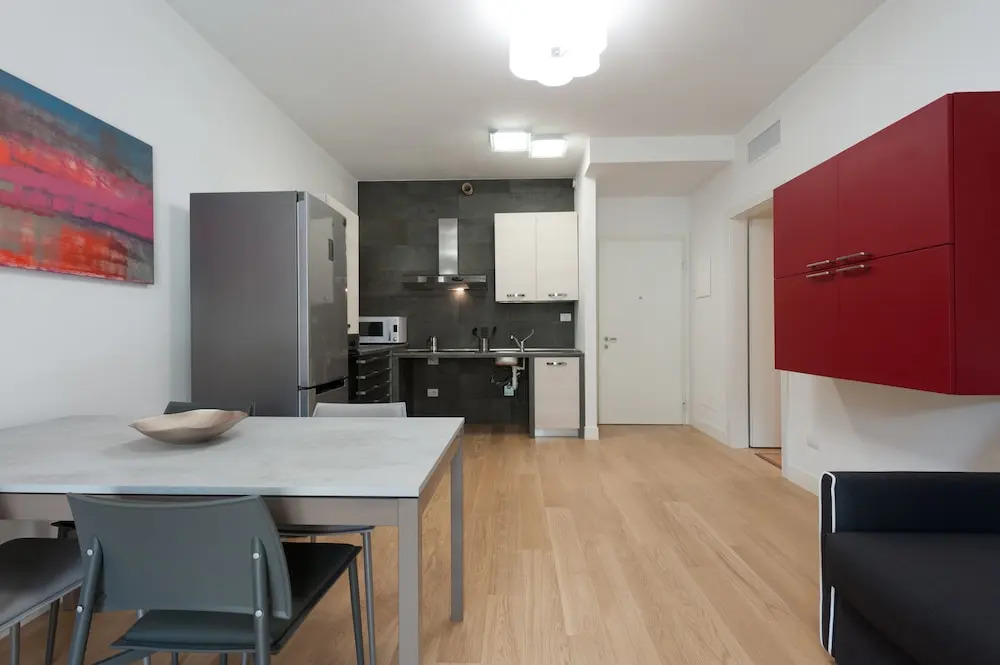 New apartment downtown modern and quiet