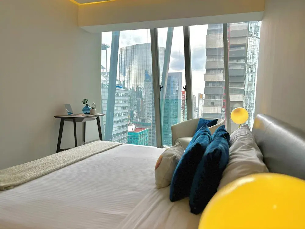 Luxury Condo Paradox Santa Fe By Bamboo Executive