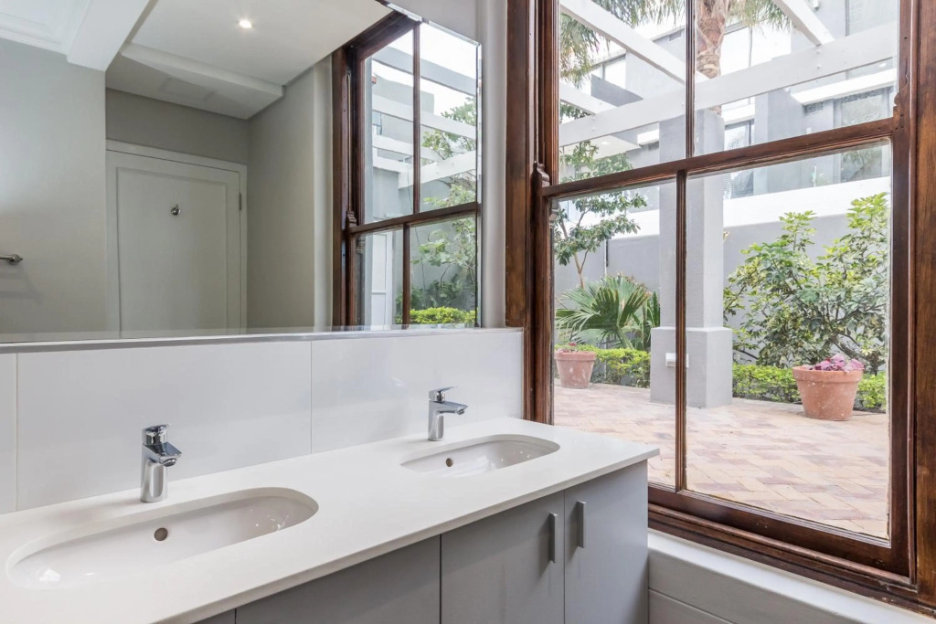 Romney Park Luxury Apartments by The Stay Collection