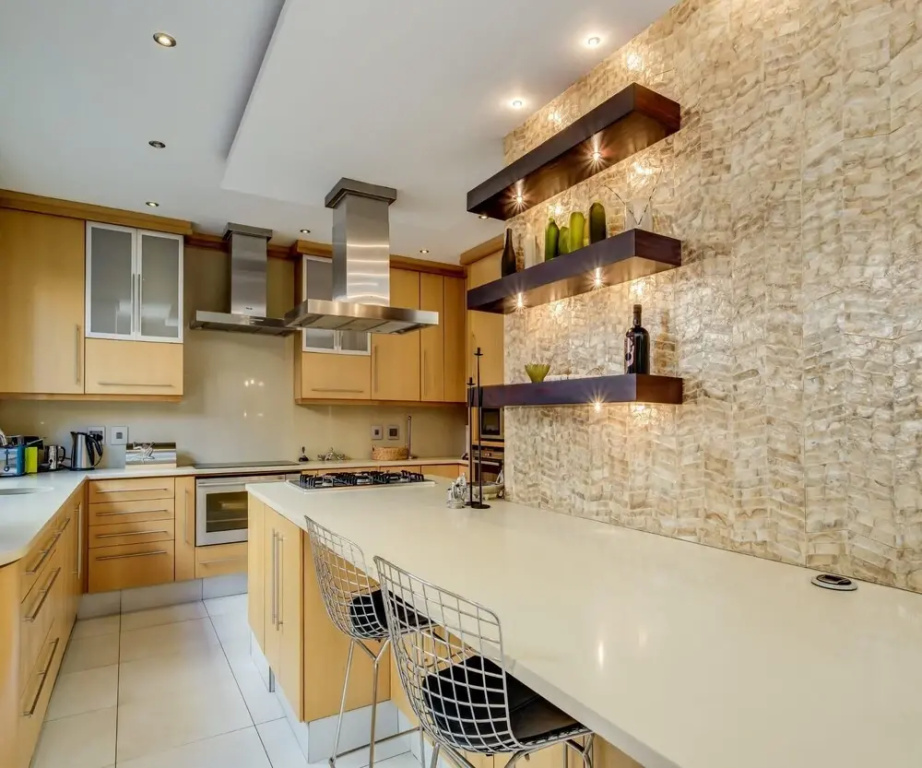 Family Villa in the Heart of Camps Bay Bayon House