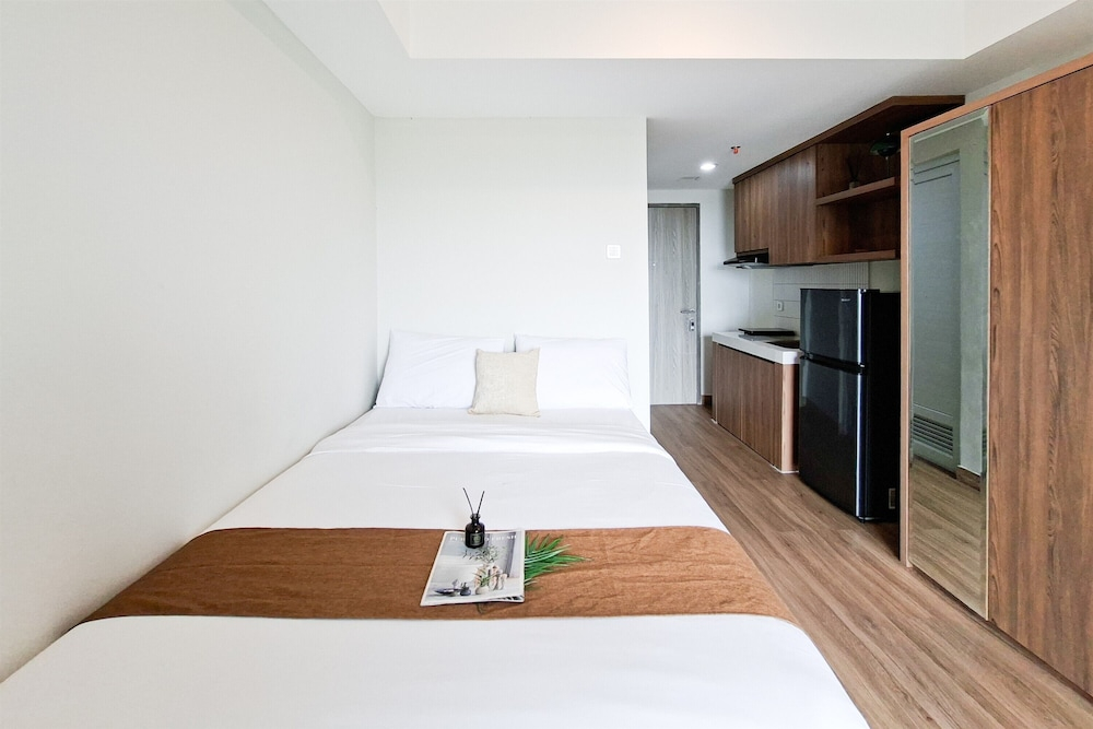 Homey And Minimalist Studio Apartment At Anwa Residence