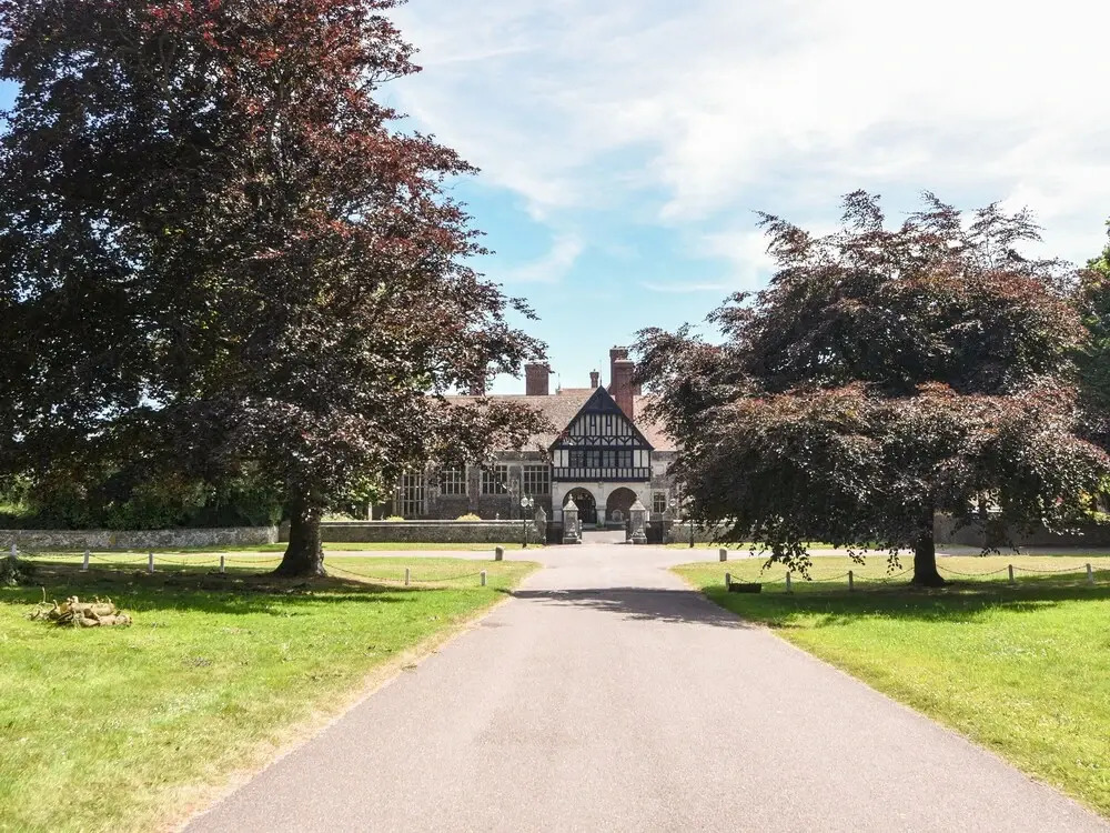 12 The Gardens