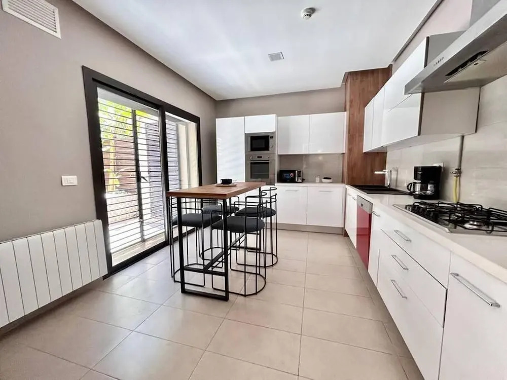 Villa contemporaine S3 piscine lumiere La Marsa