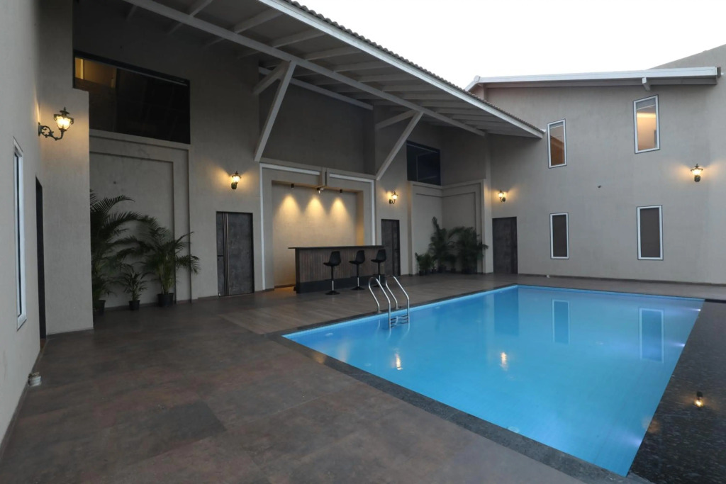 Isola Luxury Farm Suites