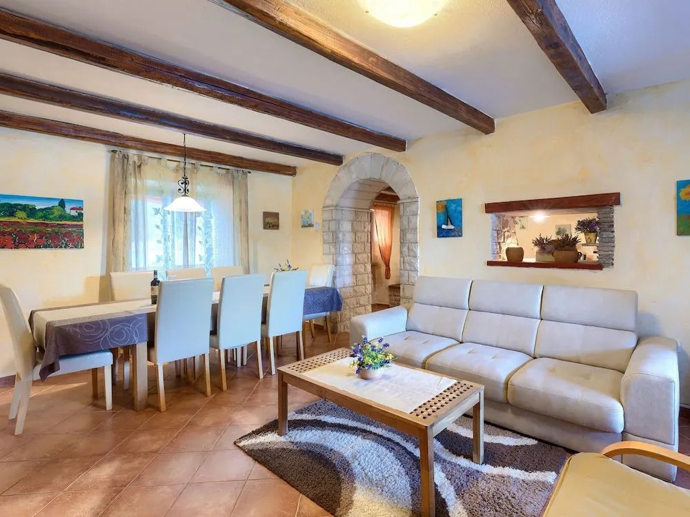 Villa Prisedi