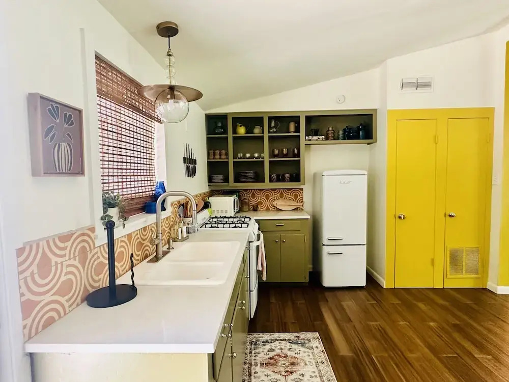 Palma Plaza Unit C