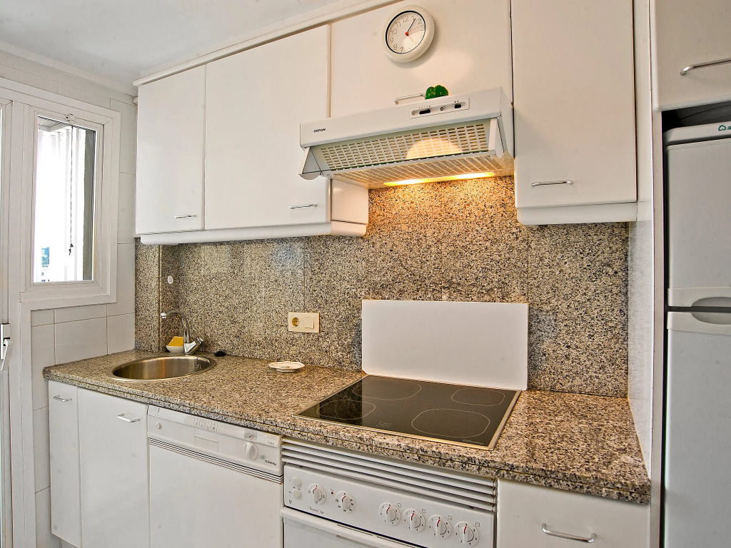 Golden Life - Two Bedroom No.2