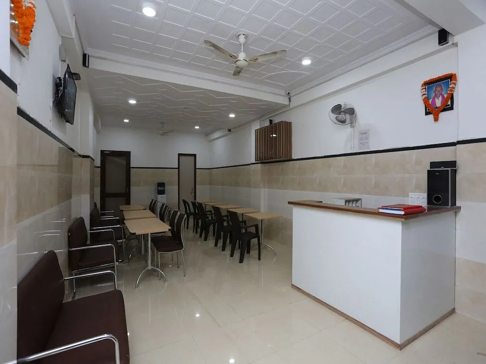 OYO 19665 GRT Residency