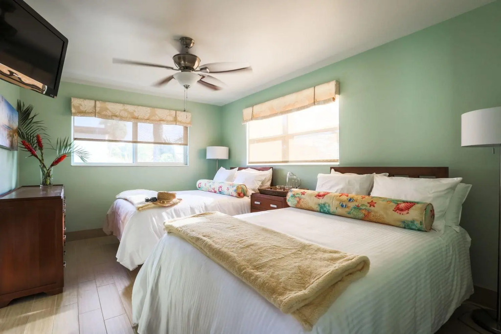 Sun Dek Beach House