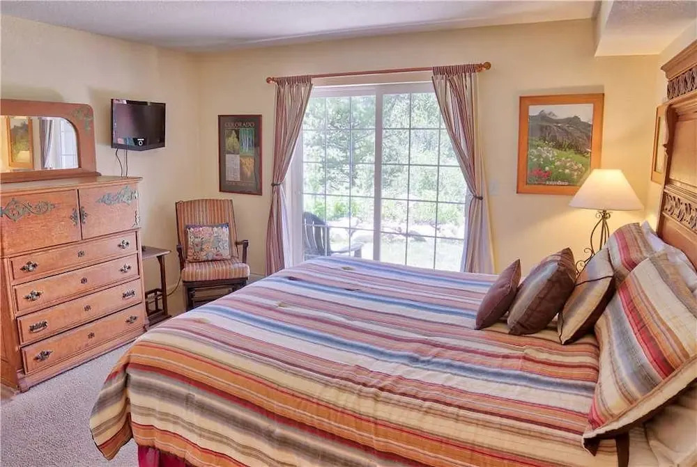 Villas at Swan's Nest Condominium #1509