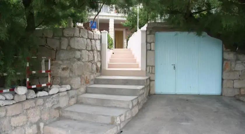 Apartment Djulijana