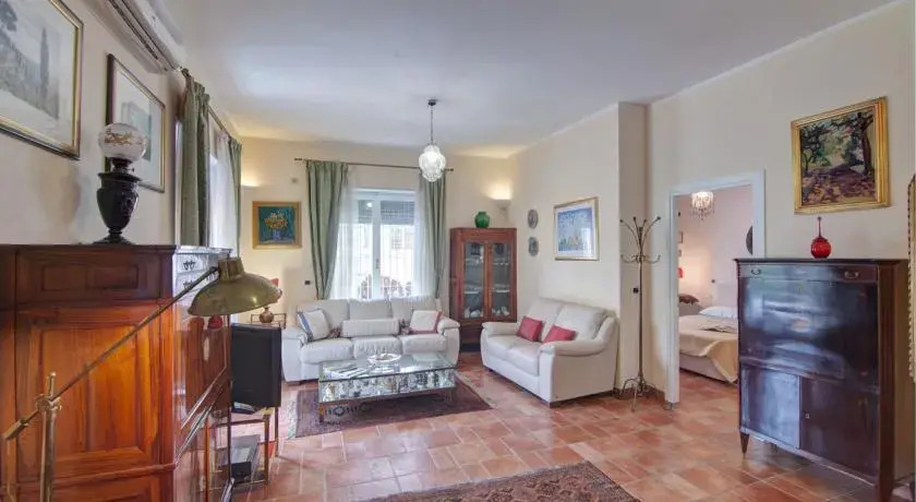 Santa Costanza Halldis Apartment