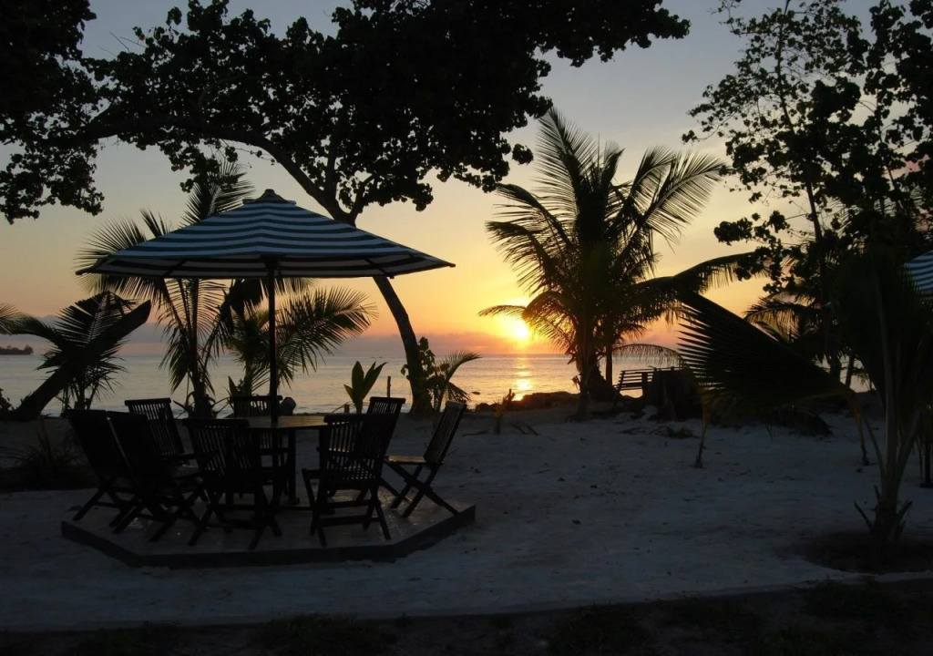 Treasure Island Retreat
