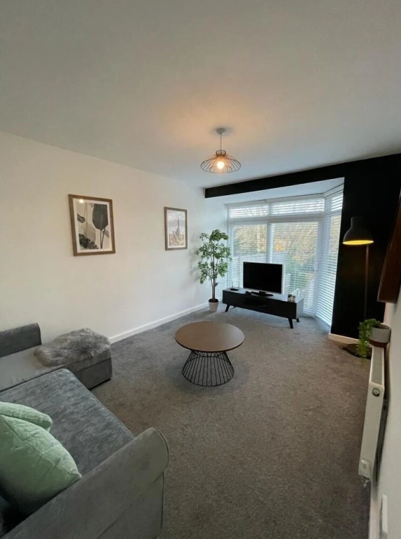 Harborne Park Road by JLJ Apartments