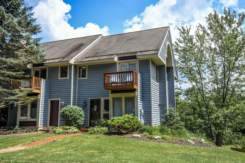Villages Of The Wisp #12 Bright Passage Three-bedroom Townhome