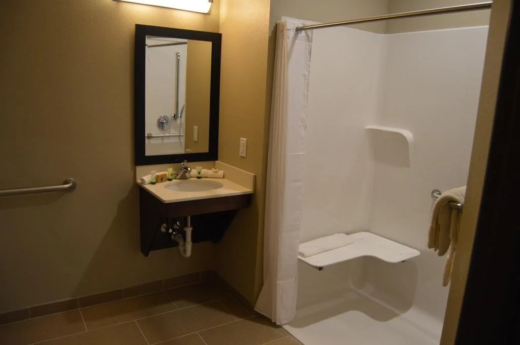Heritage Place Hotel and Suites