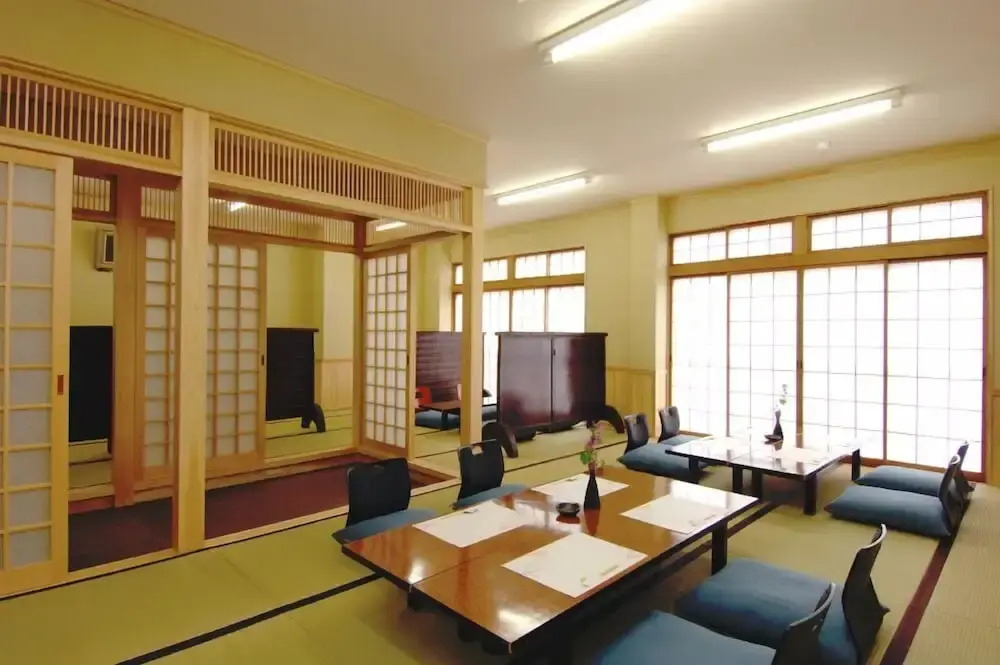 Hotel Shikimi