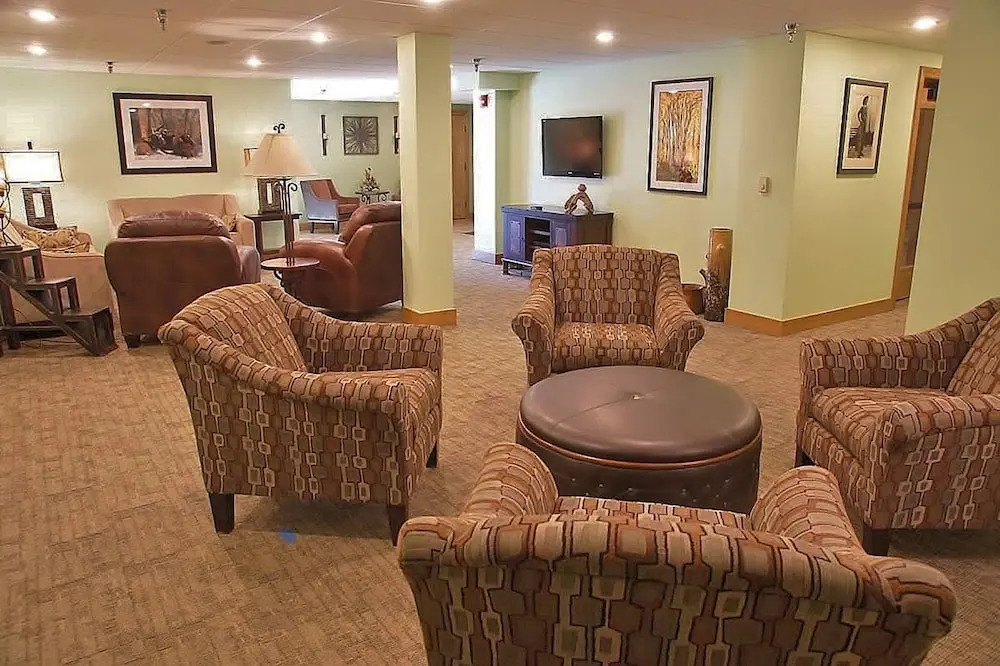 The Phoenix 113 (412411) - 2 Br Condo