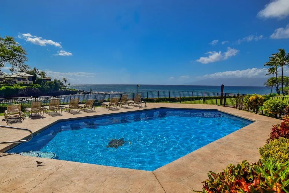 Napili Point A8 by RedAwning