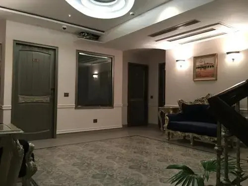 Hotel Posh