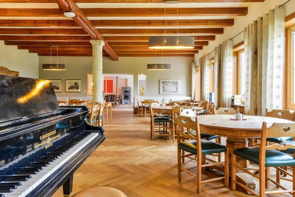 SEINZ - vegetarisches/ veganes BioHotel