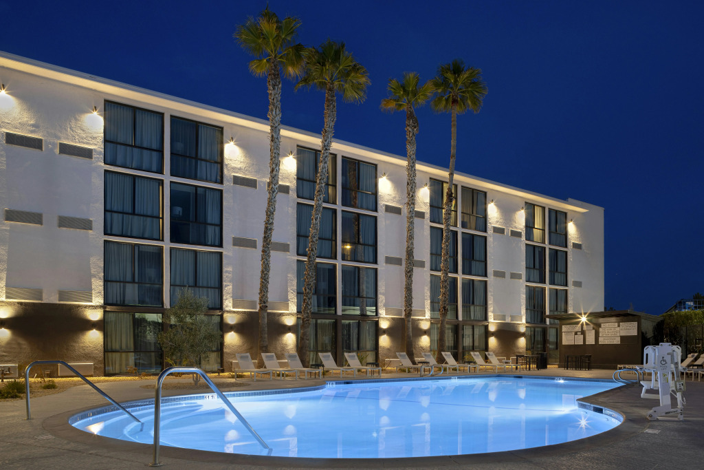 Doubletree By Hilton Palmdale, Ca