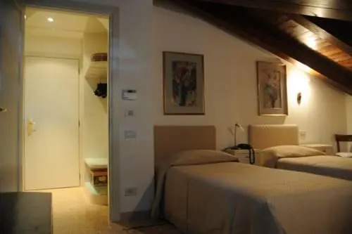 Al Melograno - Room & Breakfast