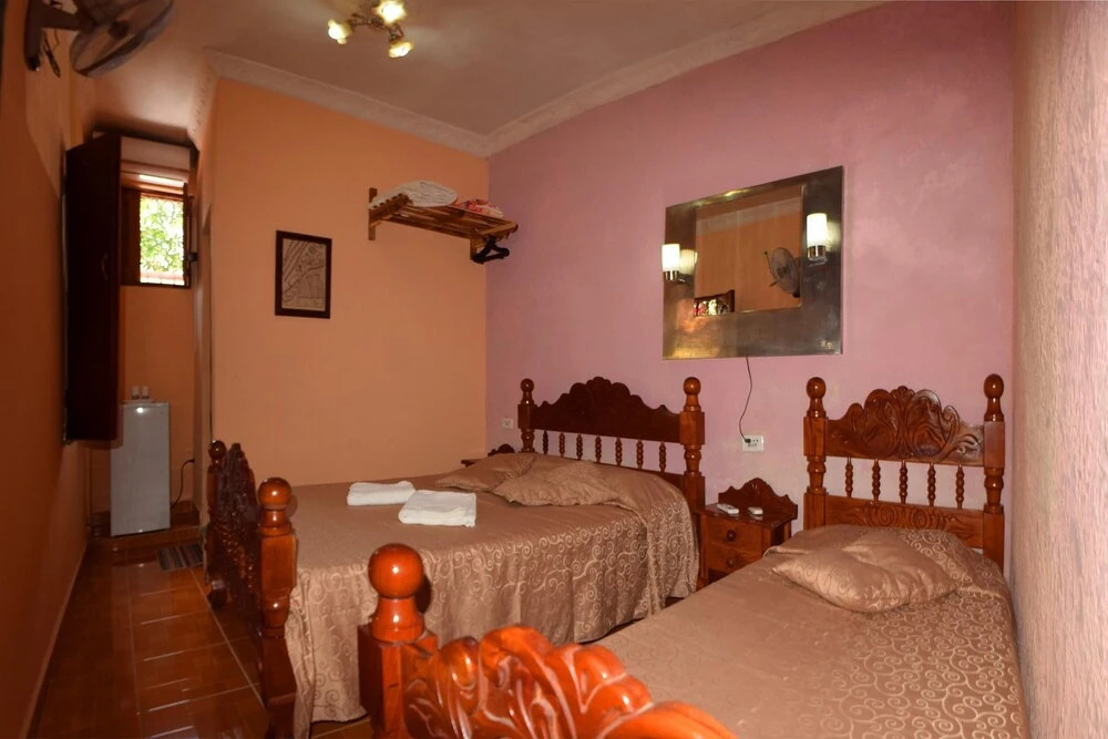Hostal Casa Las Flores TRINIDAD