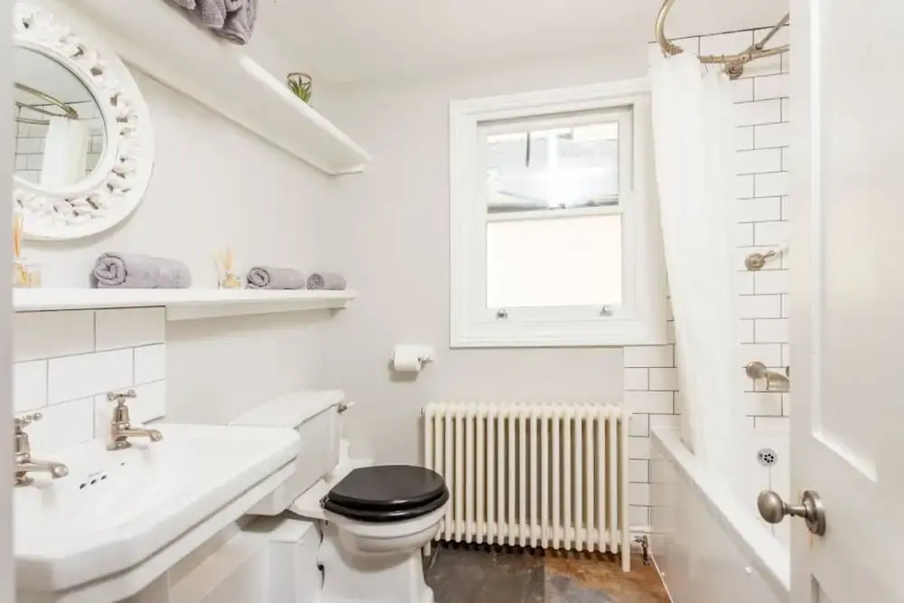 The Romsey Lofthouse - Charming & Bright 3BDR Home