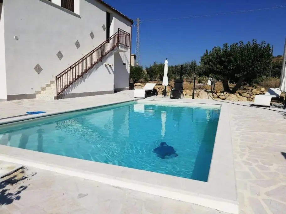 Villa i Gelsi