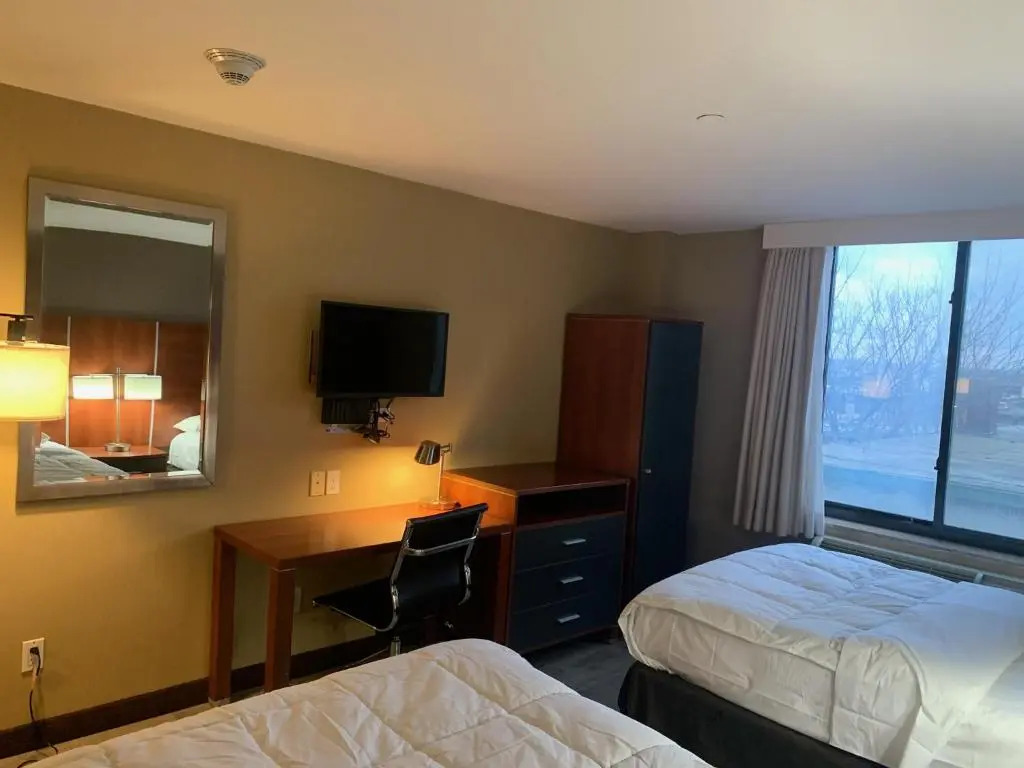 Sky Hotel Flushing/Laguardia Airport