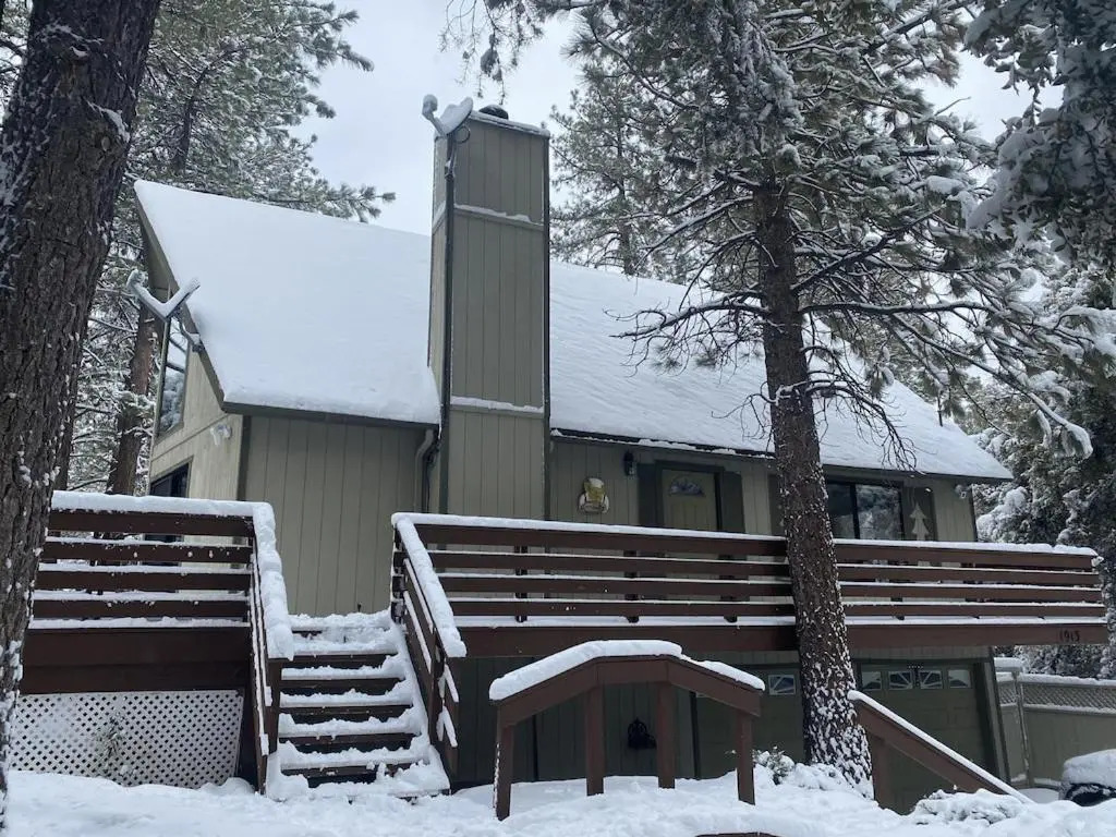 Quail Run Cabin 4,000 Sq.Ft Largest & Most Beautiful House On The Mountain