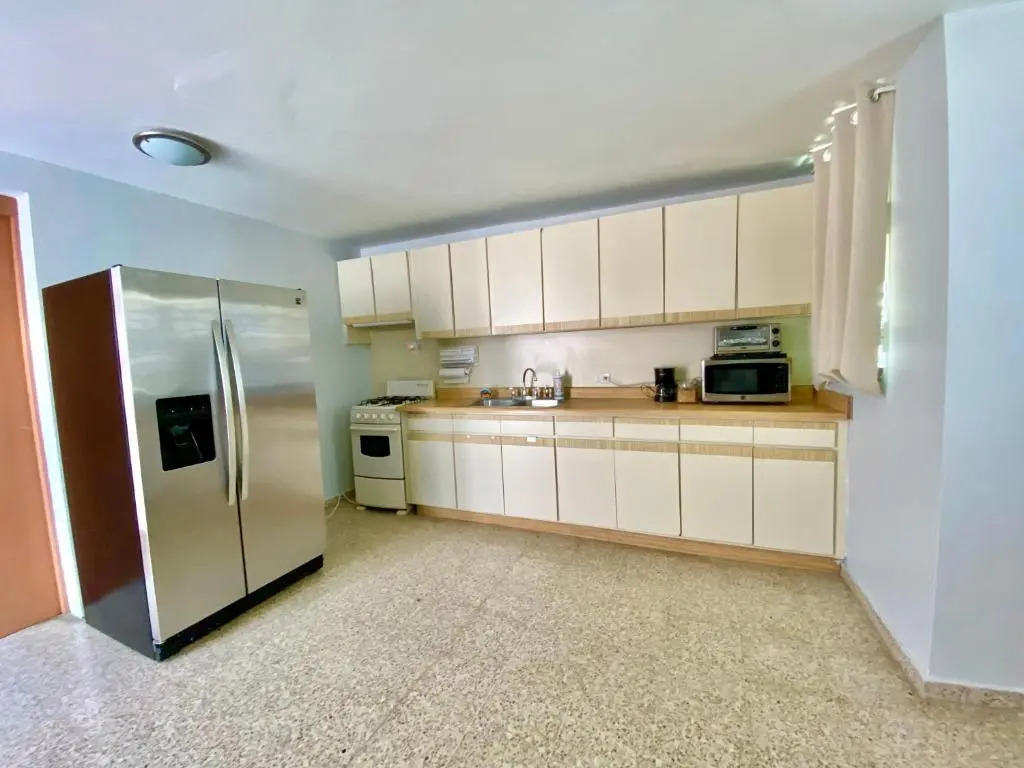 Bee Inn Puerto Rico Charming Urban Apartment in San Juan