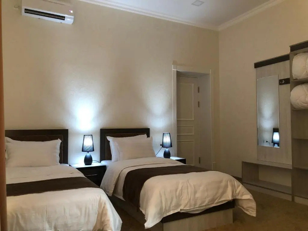 Sabrina Hotel