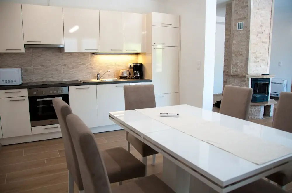 Hvar-Holiday Apartments