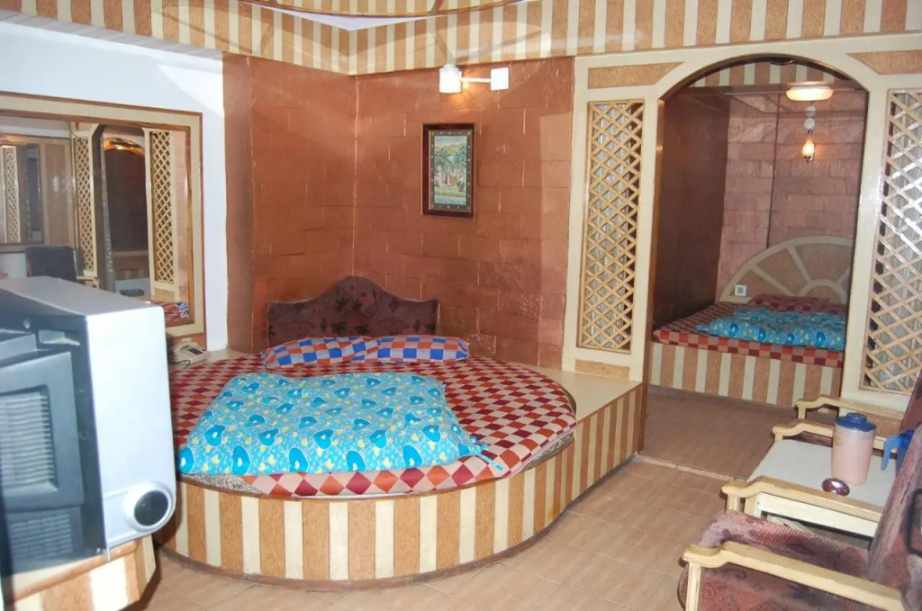 Hotel Gulmarg Regency