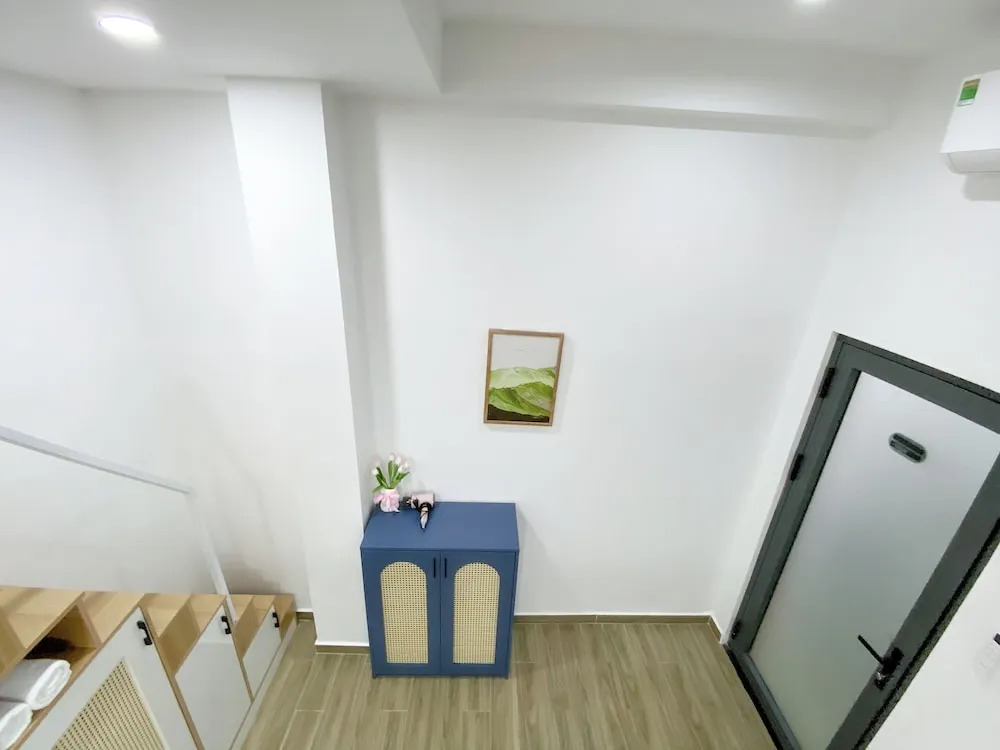 Urbanest Serviced Apartment - Near Airport