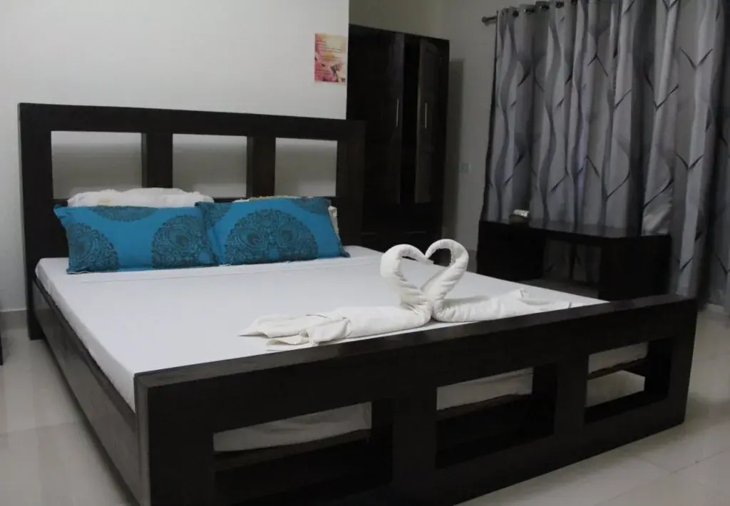 XL Homestay