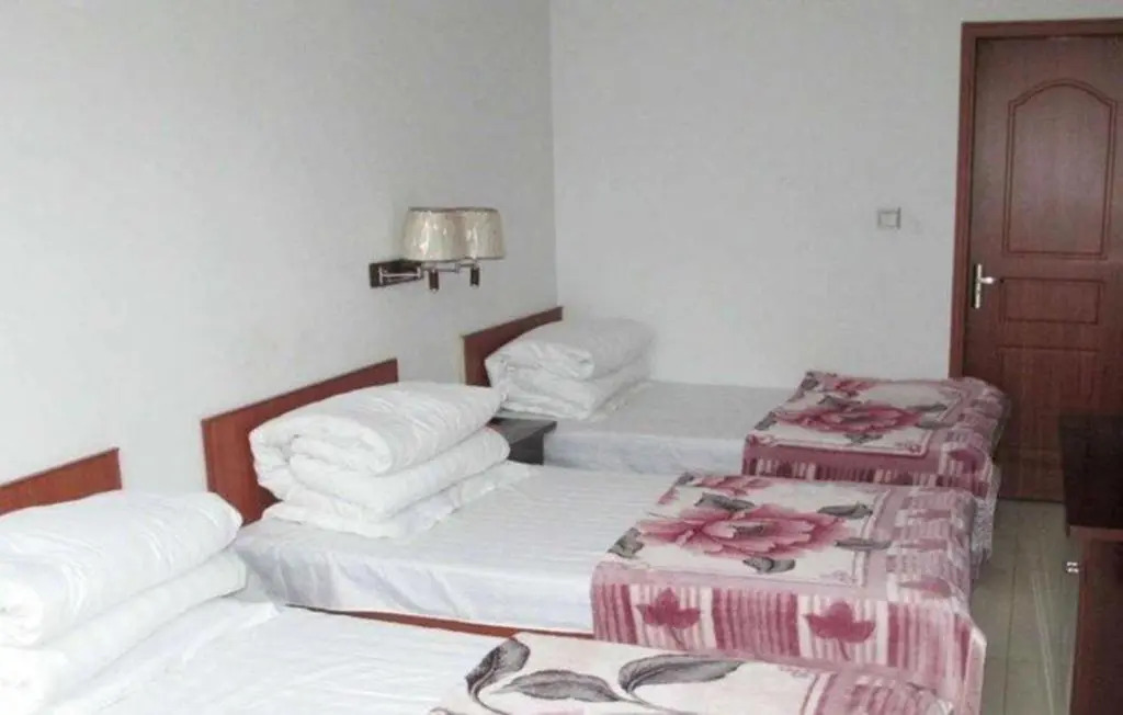 Xinlong Hotel