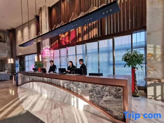 Quehua International Hotel