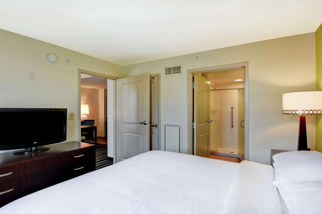 Embassy Suites by Hilton Savannah Airport