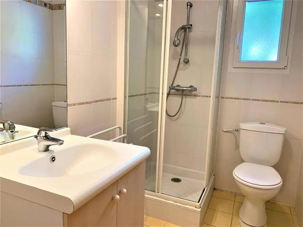 Maison typique à Quiberon - 3 chambres, jardin clos, terrasses, proche plage et centre, avec garage - FR-1-478-38
