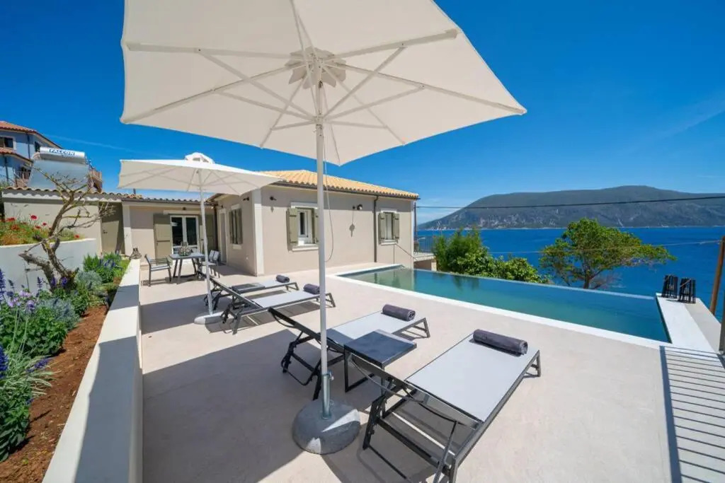 Luxury Seafront Villa Liberty with pool in Fiskardo