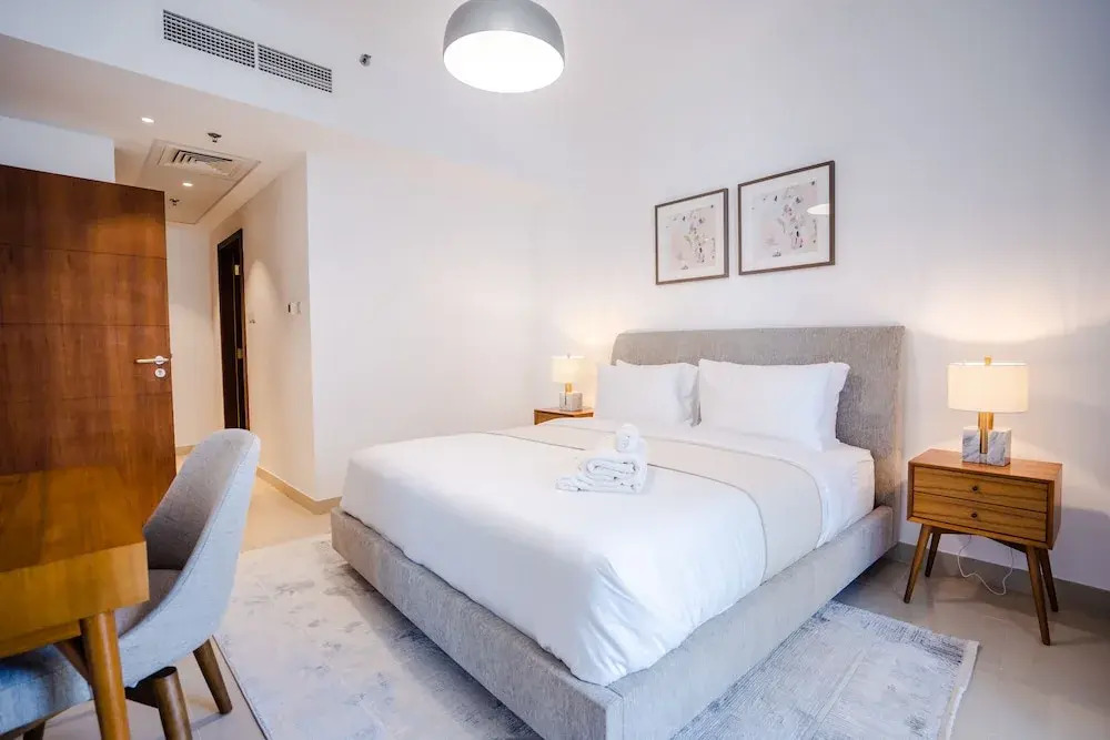 Nasma Luxury Stays - Standpoint Tower A