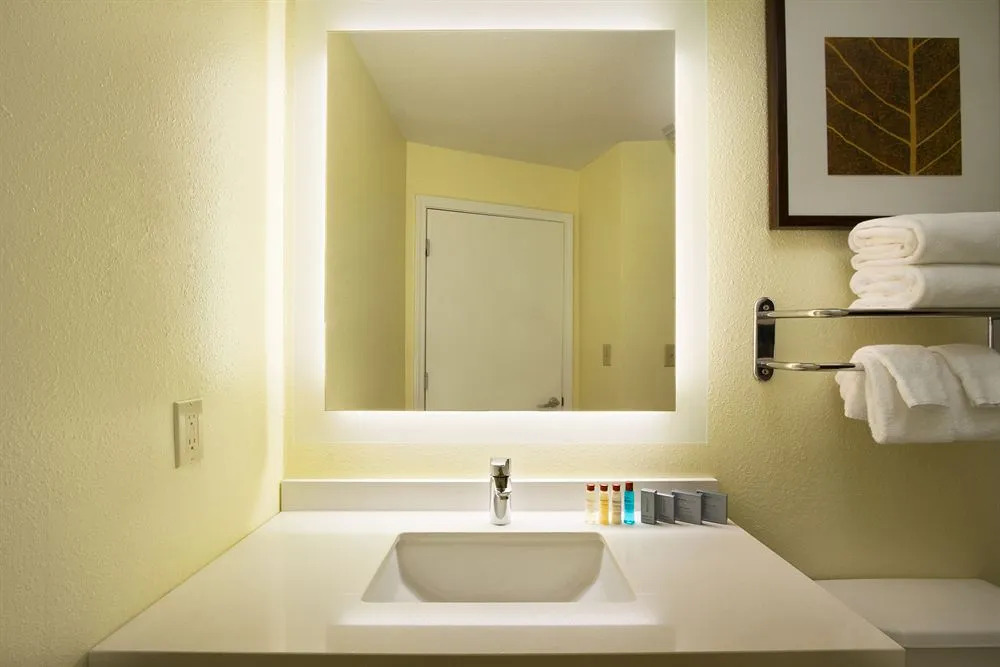 Hawthorn Suites By Wyndham Omaha